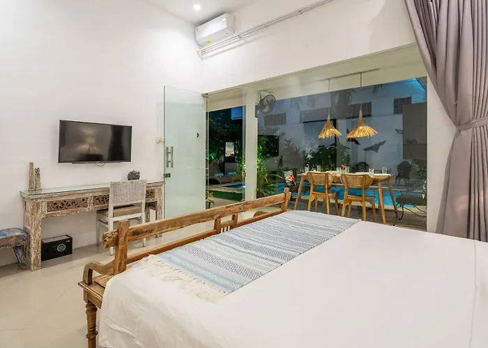 Gr888 - 3br Pool - Walk To And Eat Street * Seminyak