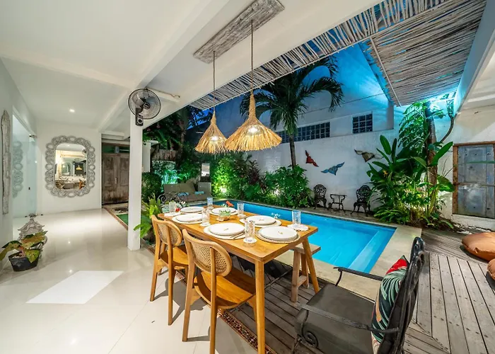 Villa Gr888 - 3br Pool - Walk To And Eat Street *